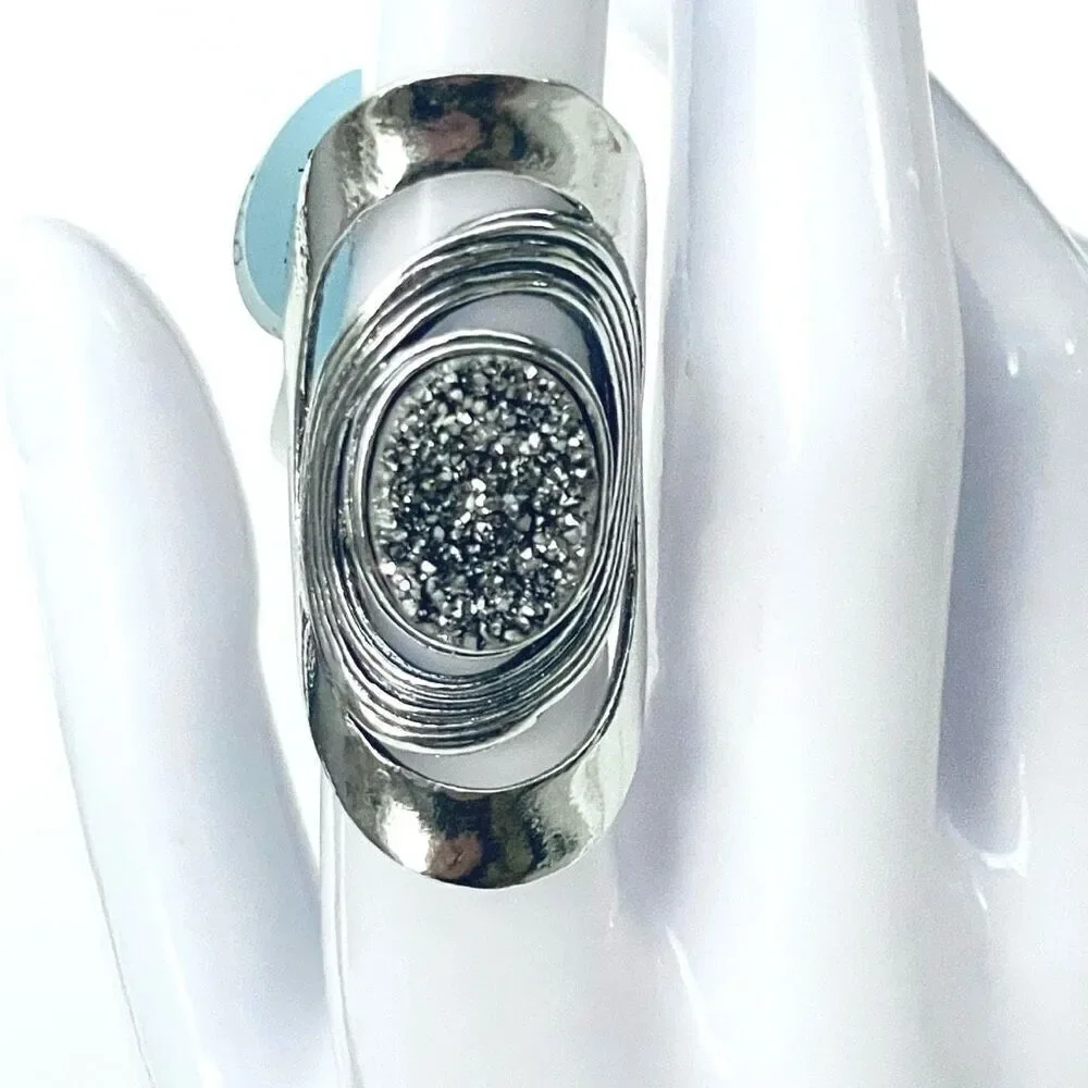 NWT Gorgeous 7 Made in Israel .925 Sterling Silver Orbits Sparkle Long Oval Ring